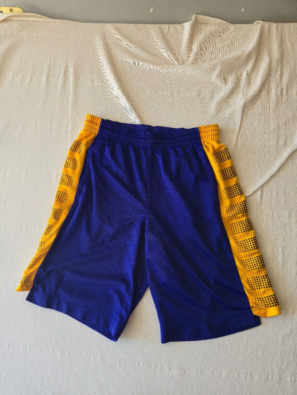 Nike Dri-FIT Athletic Shorts Blue and Yellow Size Small